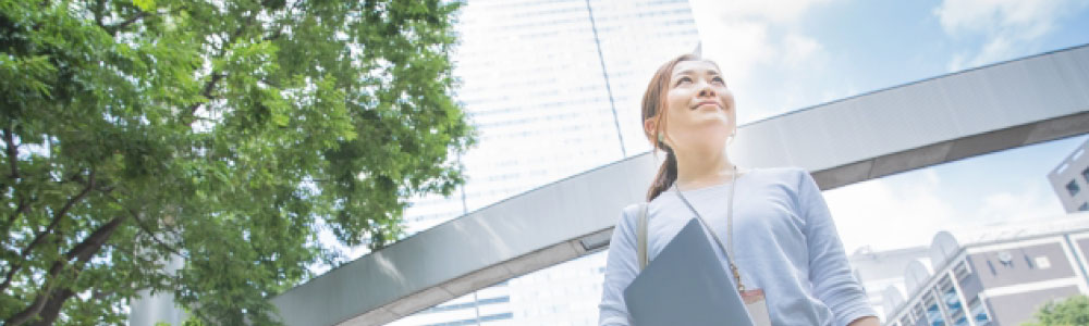 販売スタッフご紹介します